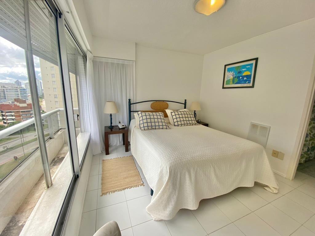 ALQUILER DE APARTAMENTO DE 2 DORMITORIOS EN TORRE MARINA