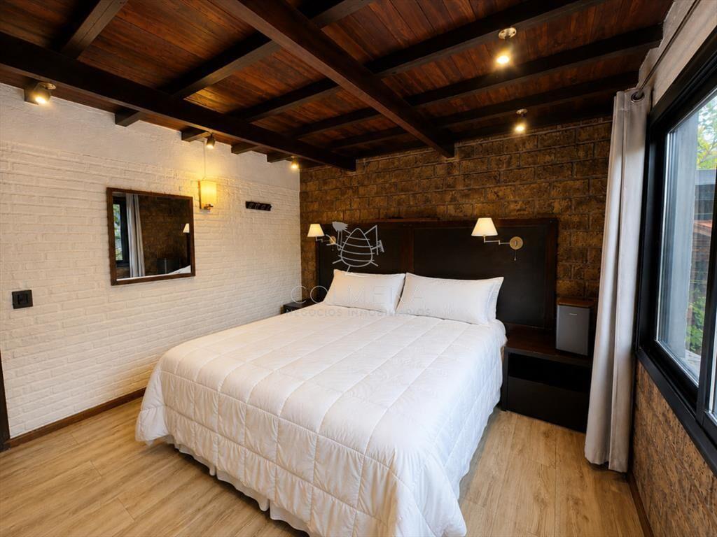 CASA EN VENTA Y ALQUILER ANUAL EN PINARES
