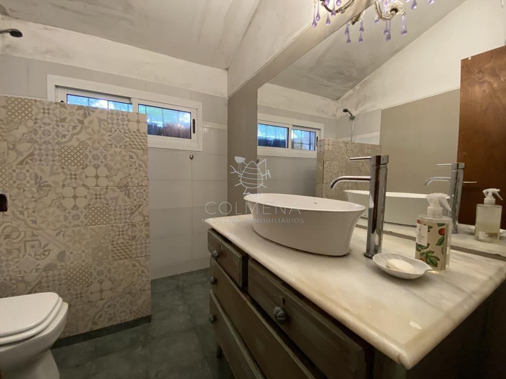 Casa de 3 dormitorios y agradable jardÃ­n en del
