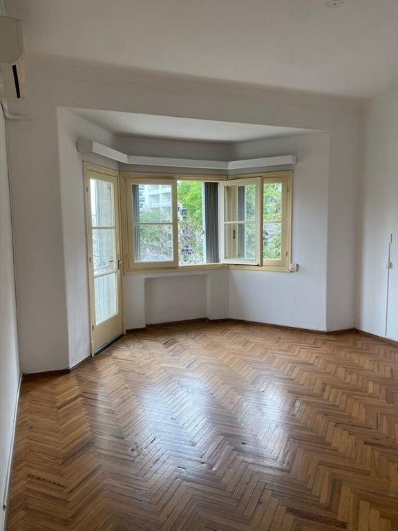 APARTAMENTO EXCELENTE UBICACIÓN EN PUNTA CARRETAS