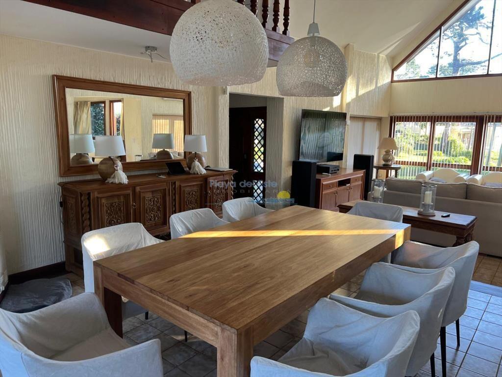 Casa en Venta en Barrio Lugano , Punta del este