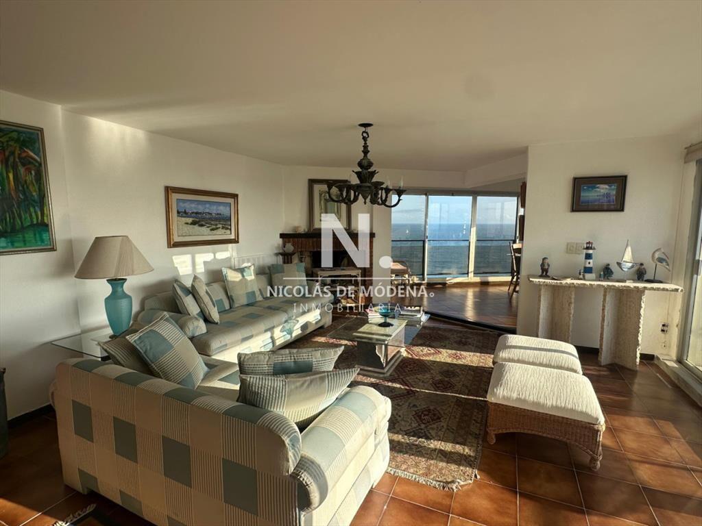 Penthouse en venta en playa brava