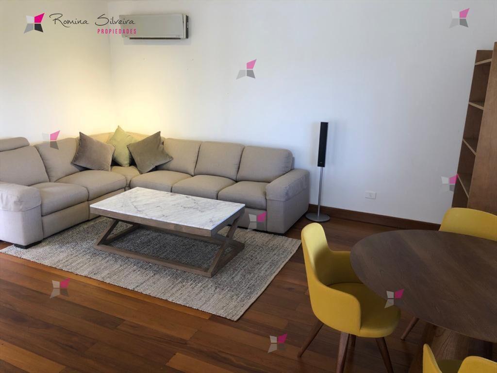 VENTA DE CASA DE 4 DORMITORIOS EN PUNTA BALLENA LAPATAIA PU