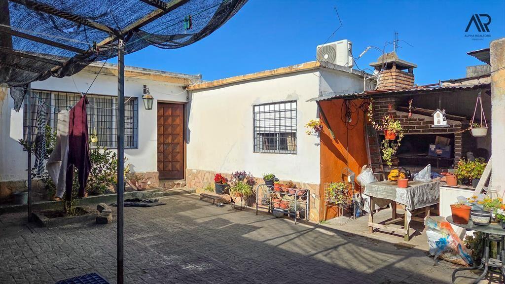 Casa en venta c/ cochera en Maroñas