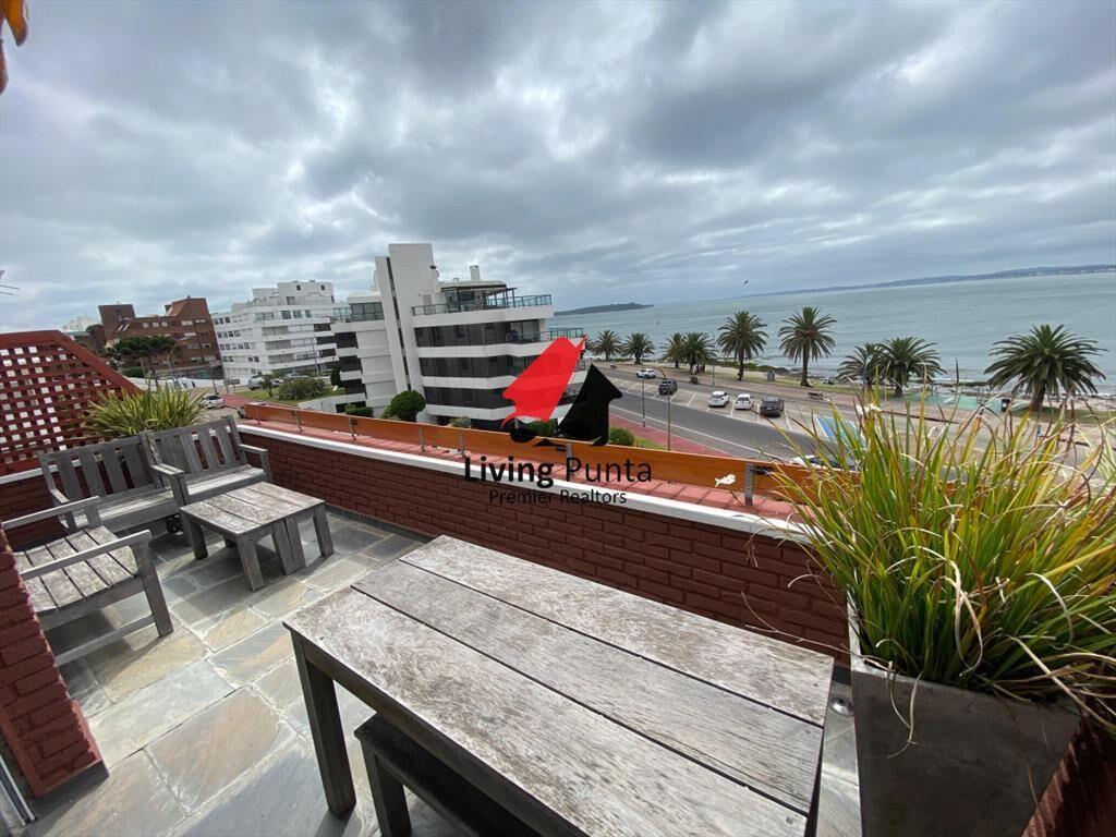 Vende apartamento con vista al mar de 3 Punta del