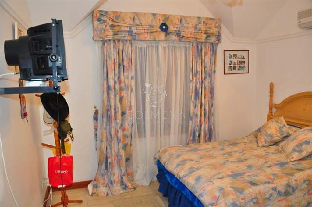Casa en Mansa, 7 dormitorios a pasos del mar