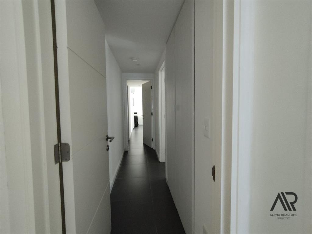 Apartamento en venta de 2 dormitorios en suite c/ cocher...