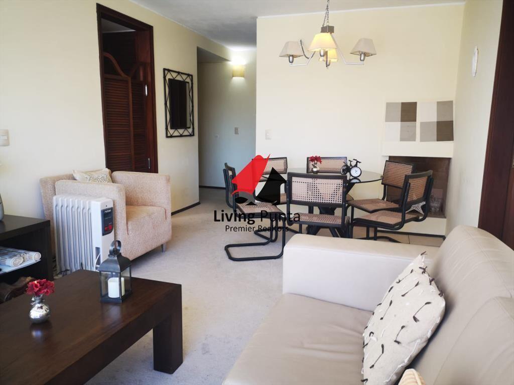 Apartamento en Brava, 2 dormitorios *