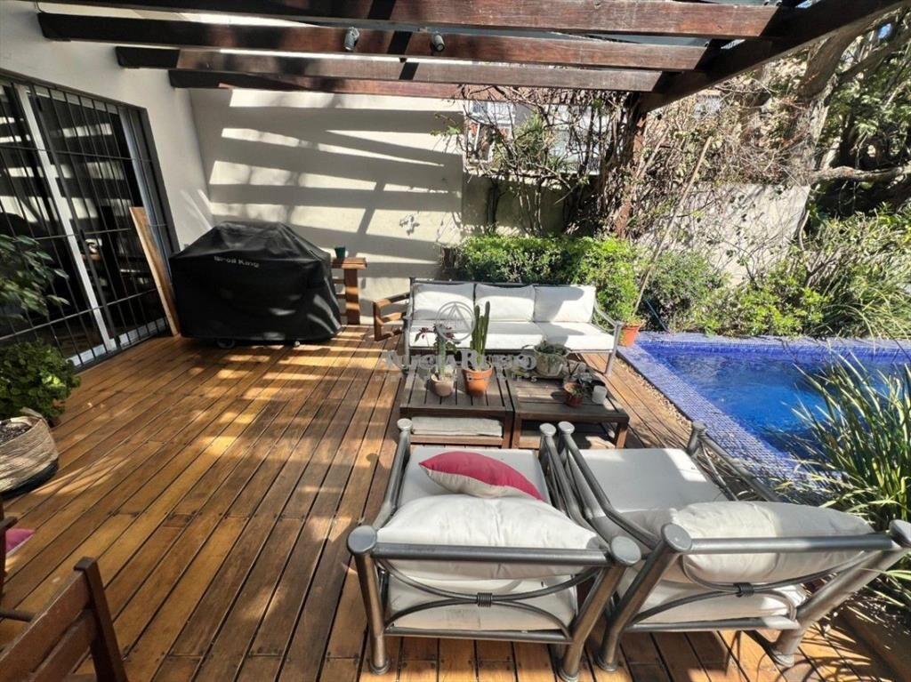 GRAN RESIDENCIA DE ESTILO Y RECICLADA EN POCITOS! PATIO ...