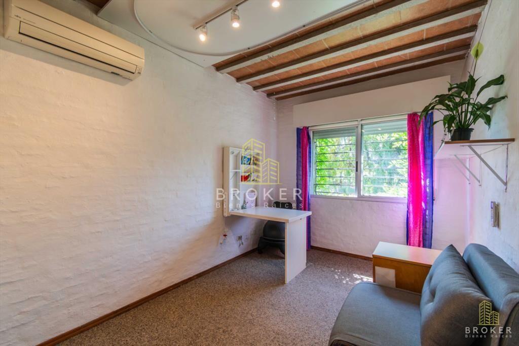 Venta de casa 3 dormitorios Parque Miramar