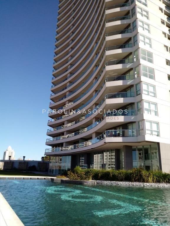 Hermoso apartamento en venta en Look Tower, Punta