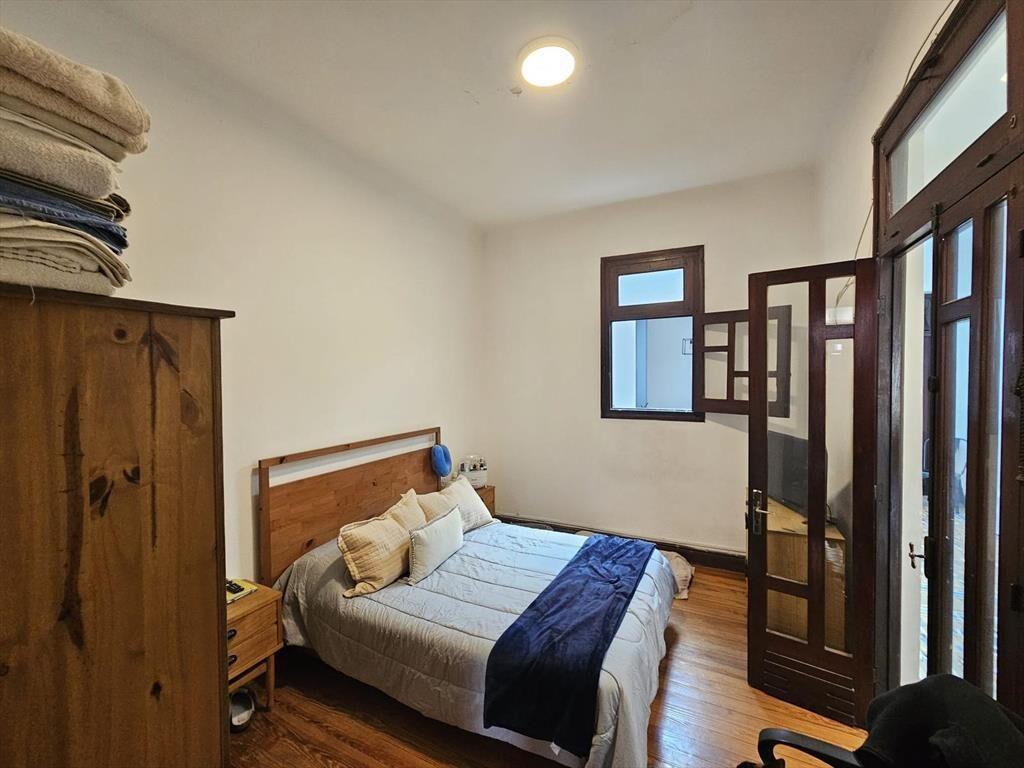 8 de octubre y Abreu, casa de altos, reciclada, 145 m2 !!