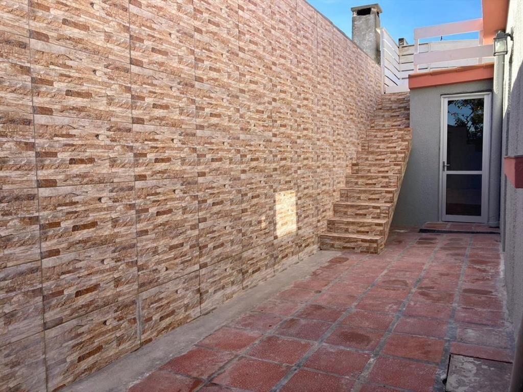 VENTA CASA MALDONADO CENTRO 2 DORMITORIOS Y GARAGE