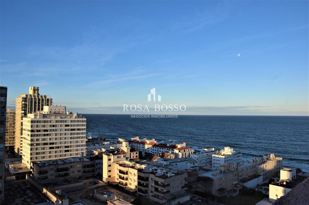 VENTA, Apartamento, 2 dormitorios, Punta del con