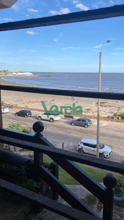 Venta casa, Punta Gorda, 3 dorm, 3 baÃ±os, fondo, todo a nu