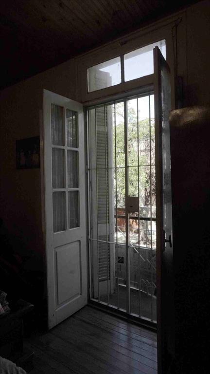 MUY BUENA CASA EN PLENO CENTRO DE SALTO