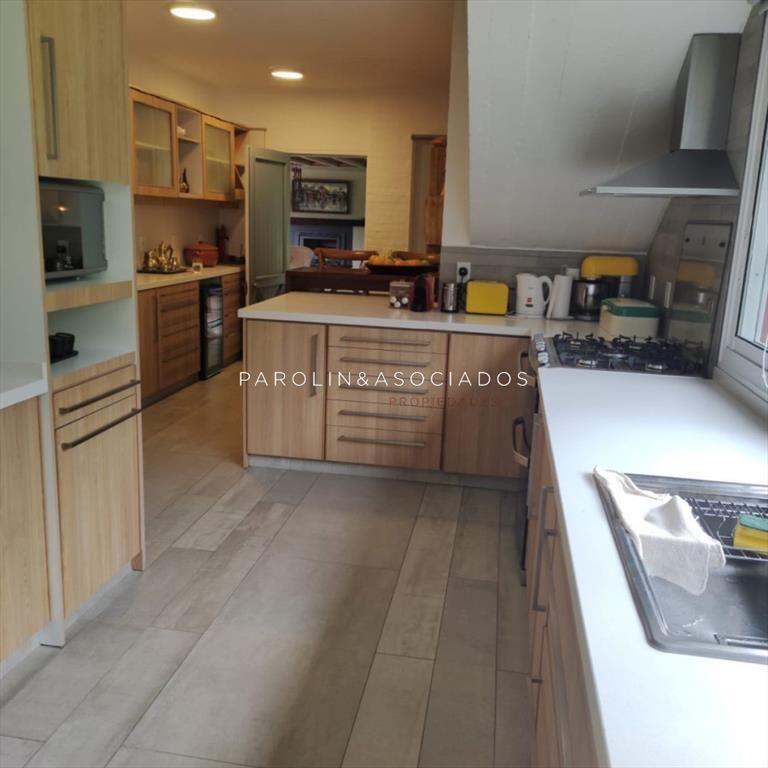 Casa en venta por playa Brava