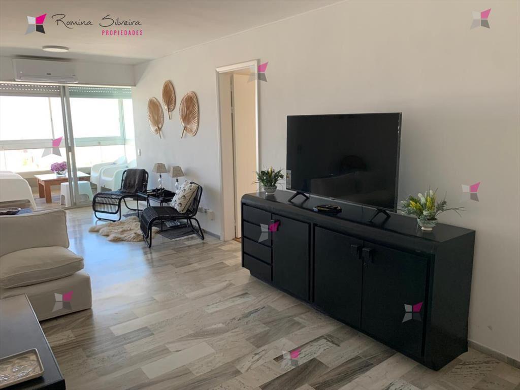 Apartamento de 3 dormitorios en Peninsula, Punta