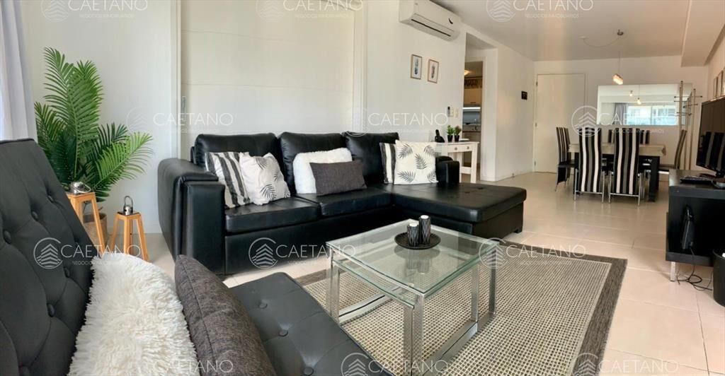 Alquiler apartamento 3 dormitorios - Playa mansa, Punta del