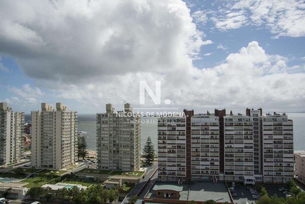 Hermoso Departamento en venta en zona de la