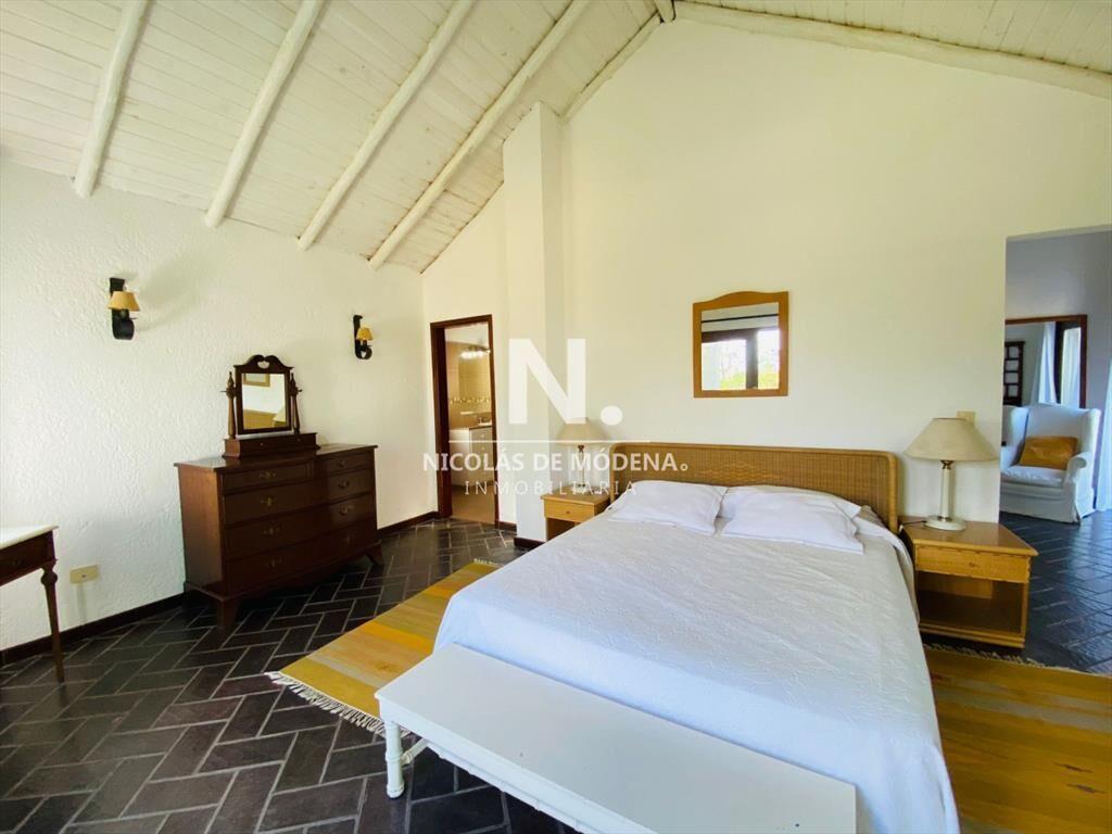 Venta Casa en El Chorro - 5 dorm.