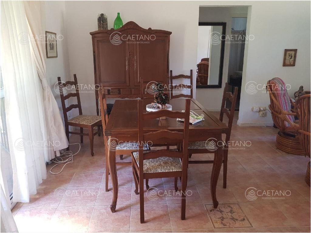 Casa de 3 dormitorios con piscina climatizada en
