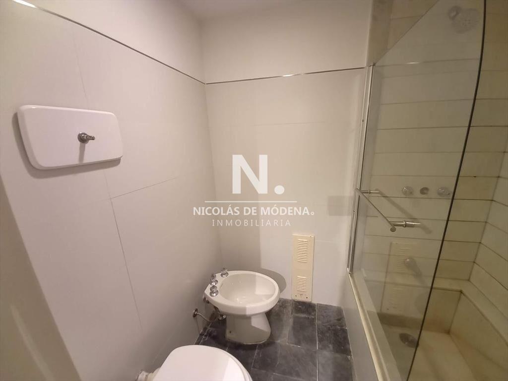 Vende apratamento 2 dormitorios con vista al mar
