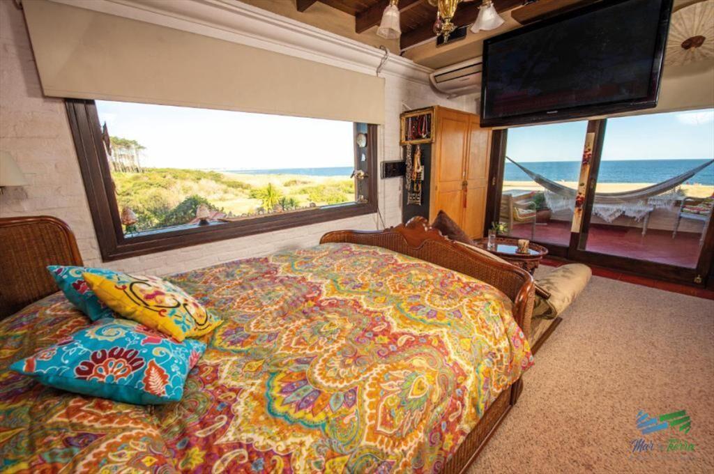 Venta de casa de 6 dormitorios en Playa Mansa del