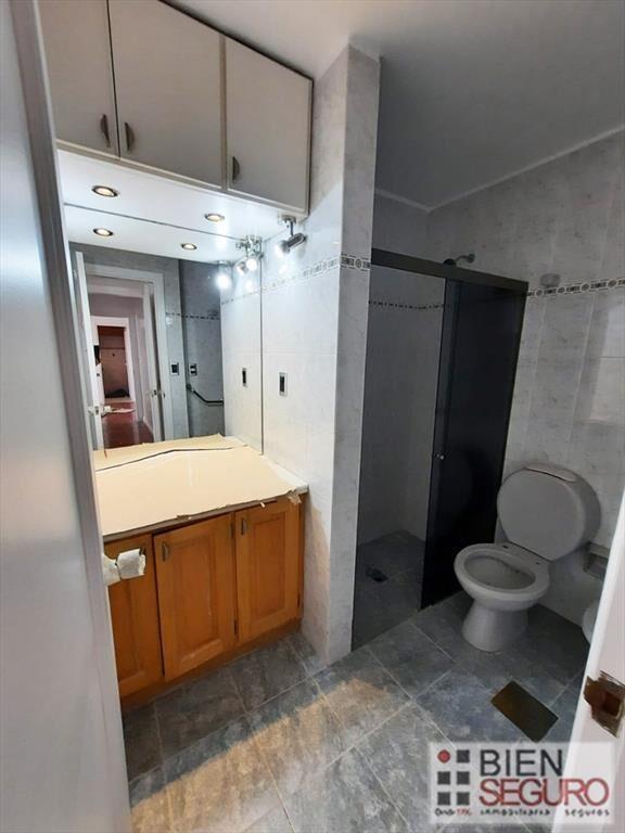 Muy lindo apartamento de 2 dormitorios, con garaje, en vent