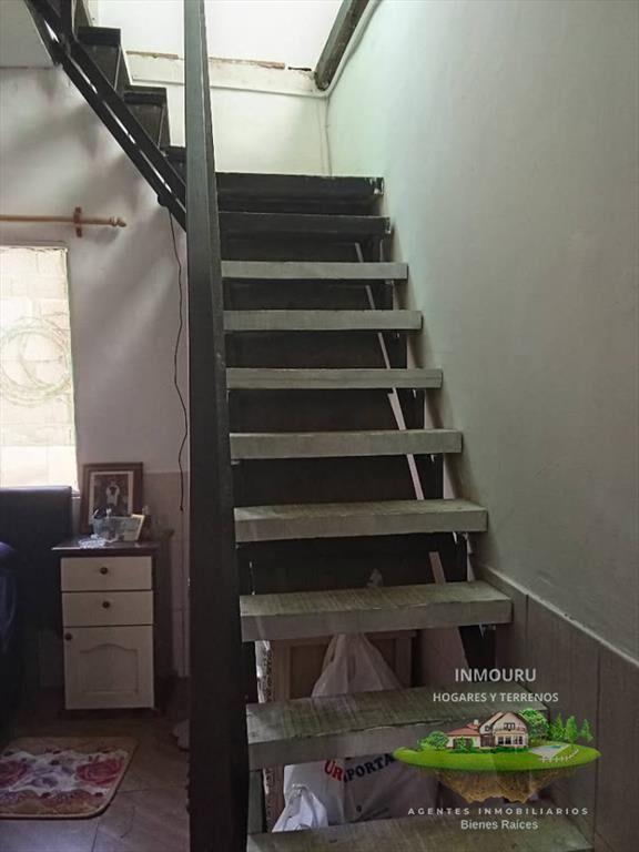 Venta de casa de 2 pisos en Piedras Blancas