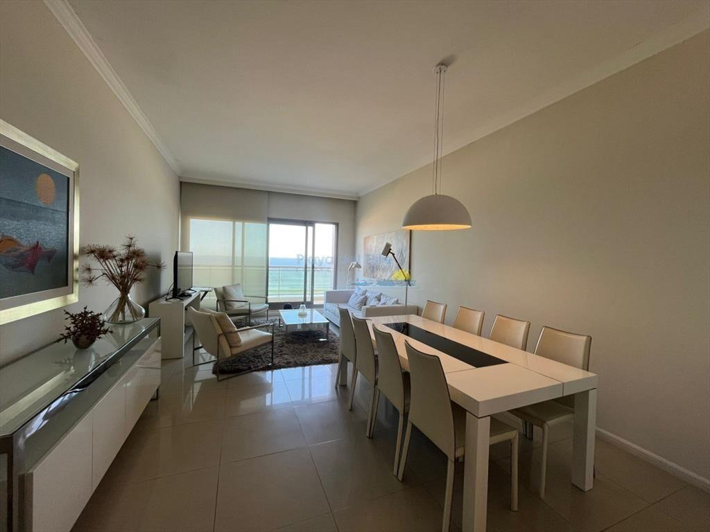 Penthhouse en Torre Imperiale de 3 Dormitorios ,