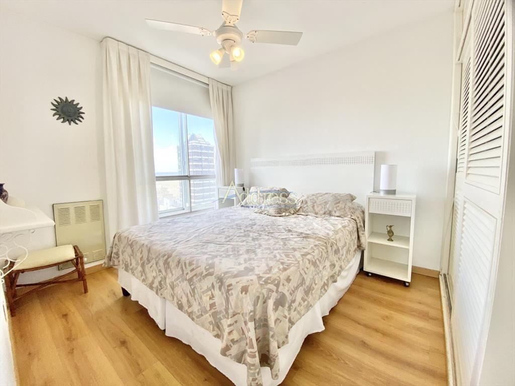 Apartamento en Peninsula, 2 dormitorios *