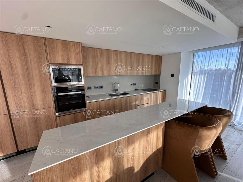 Venta departamento en Surfside de 1 dorm + den