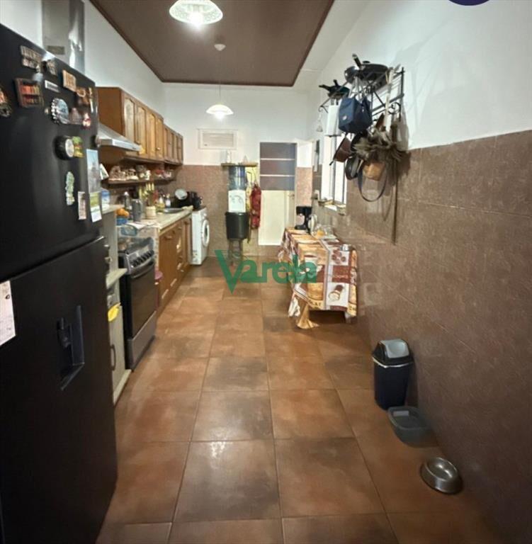 Venta de casa en Salinas, 2 dormitorios, a metros de la ram