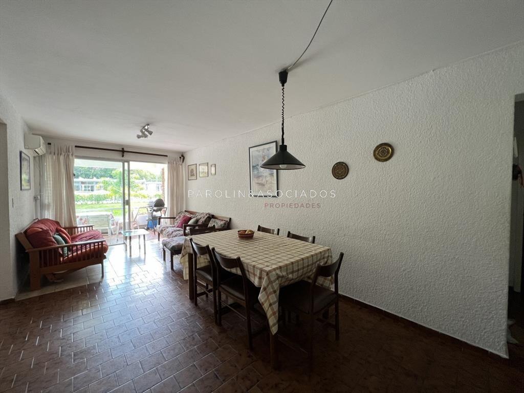 Apartamento en venta de 2 Dormitorios Coral, Punta Del Este