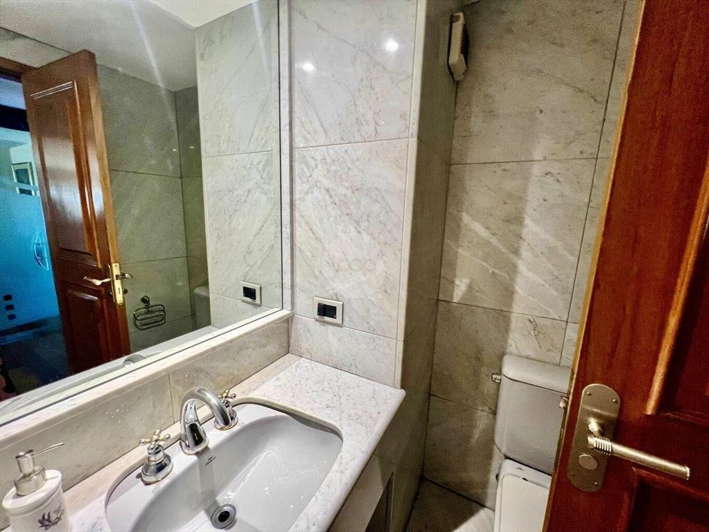 Venta Apartamento frente Puerto del Buceo Vista al Mar; 3 D