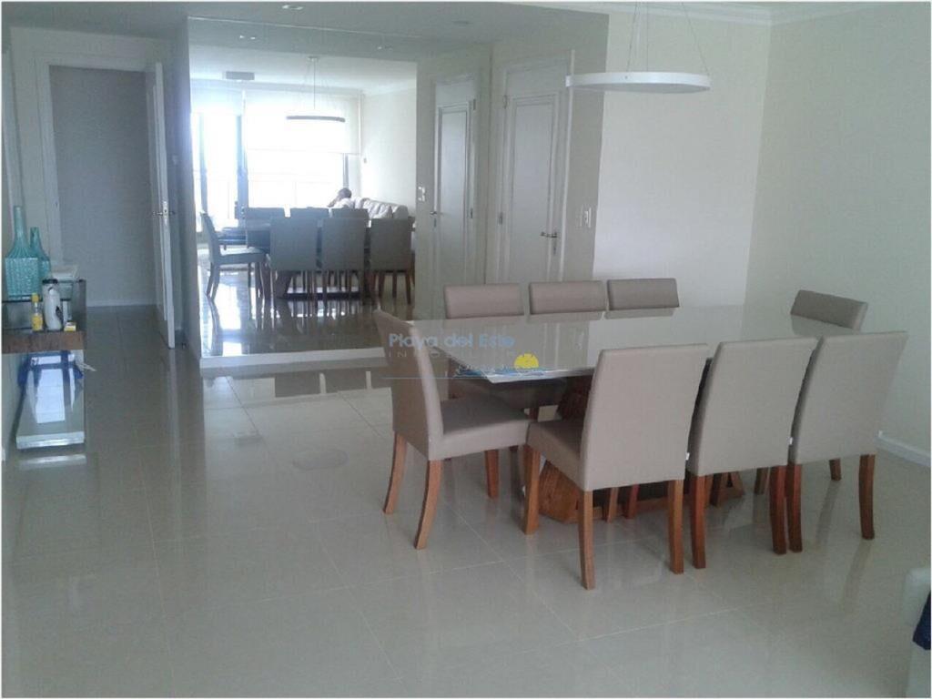 Apartamento en venta de 3 dormitorios en Punta ,