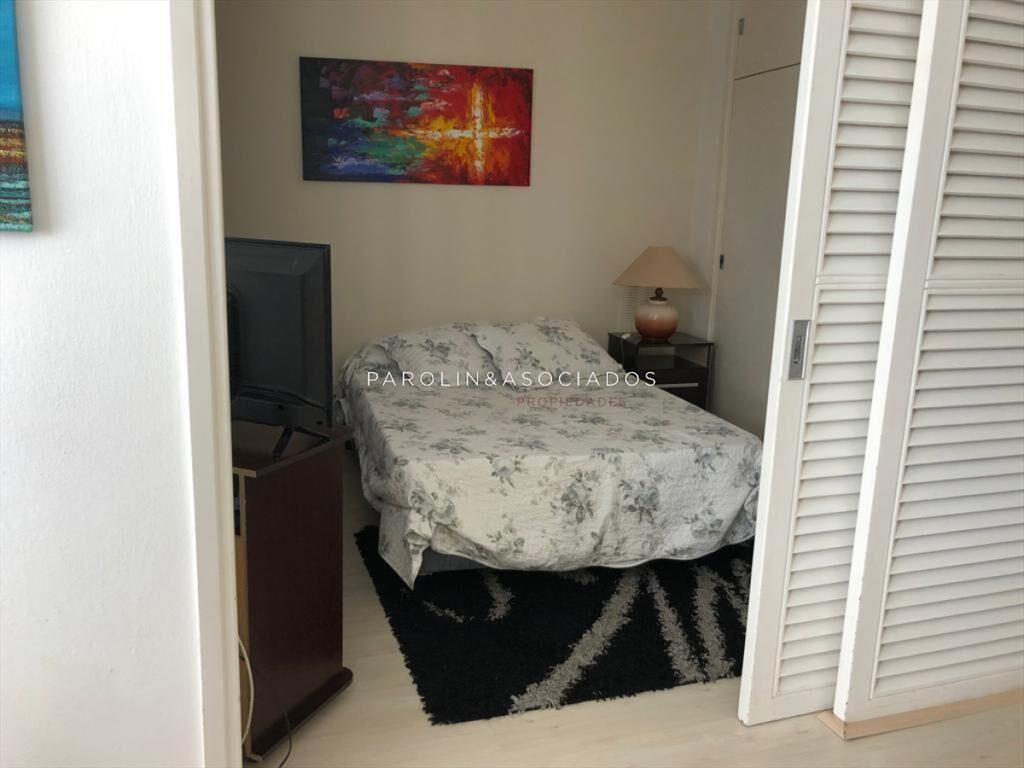 Apartamento en península,zona puerto