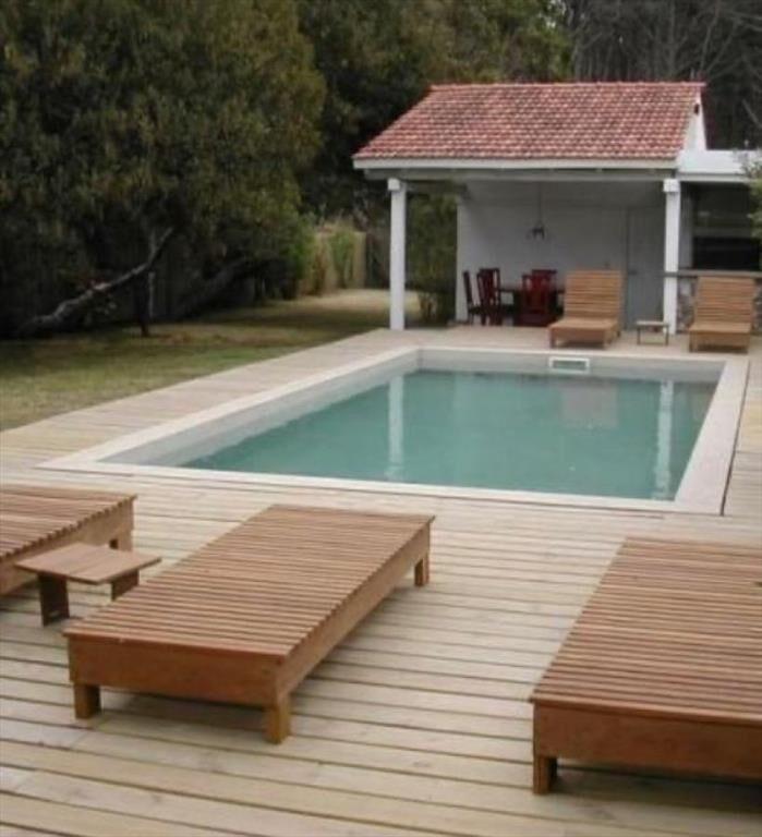 CASA EN VENTA DE 4 DORMITORIOS EN LA BARRA
