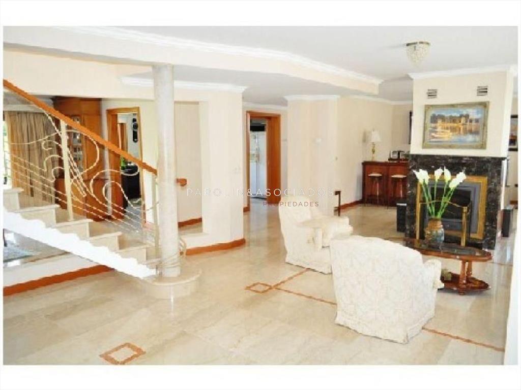 Casa en venta de 5 dormitorios en Playa Mansa,