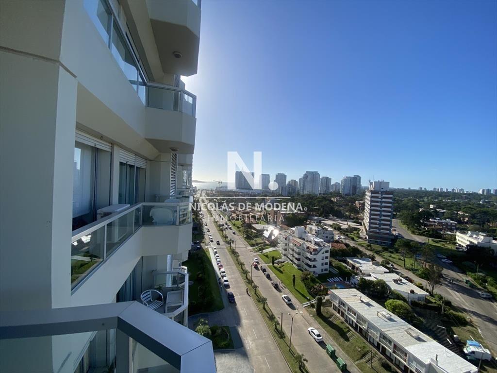 Vende apartamento de 2 dormitorios en Apartamento