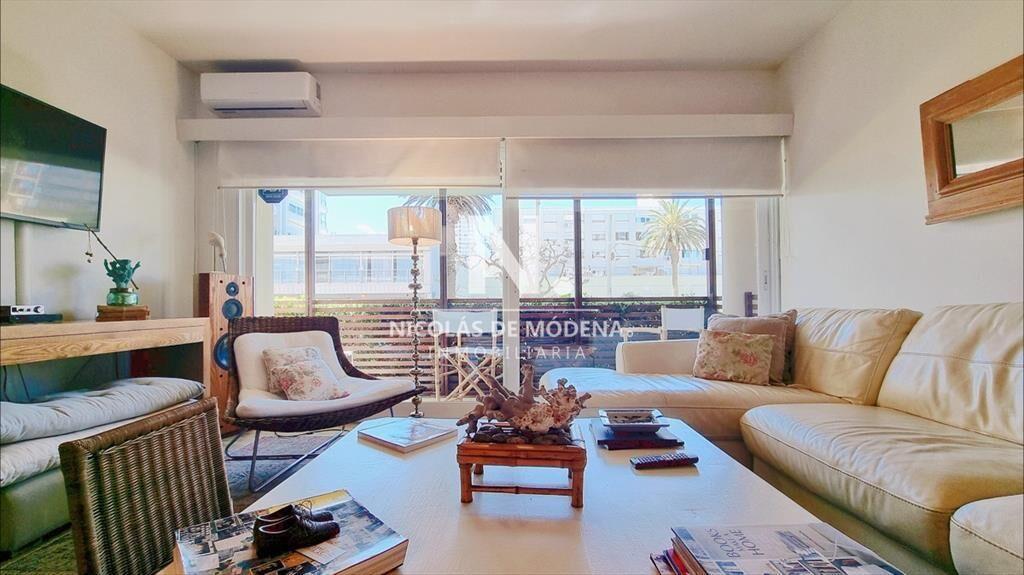 Apartamento moderno en Peninsula, 3 dormitorios,