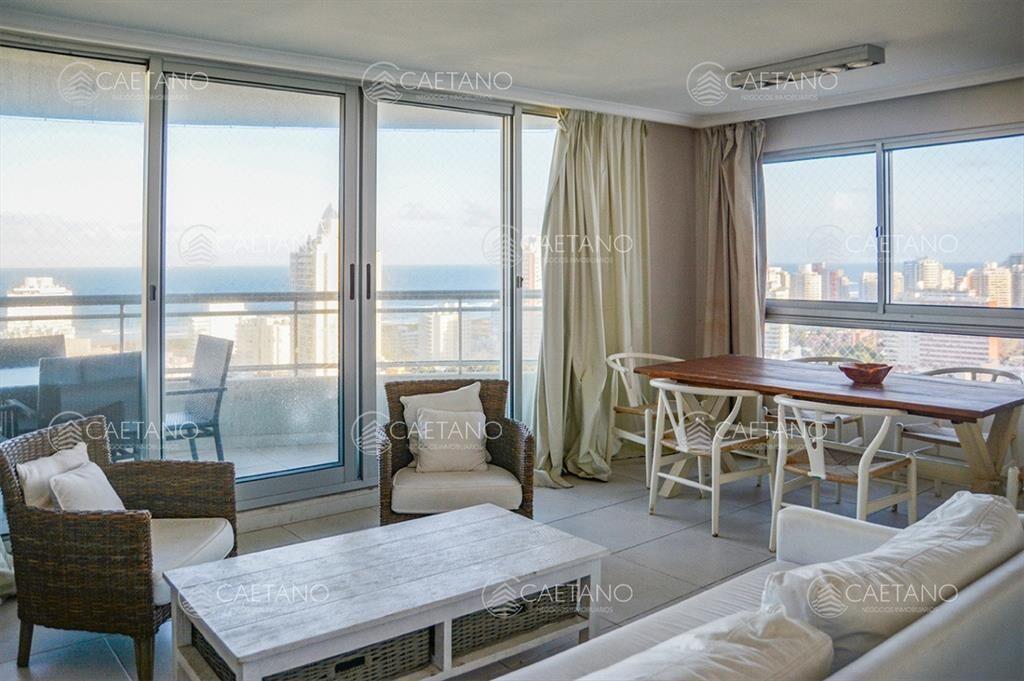 Apartamento de 2 dormitorios en Roosevelt - Punta