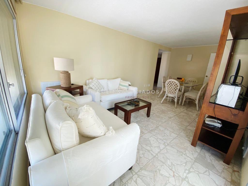 Apartamento en venta de 2 dormitorios en de Punta