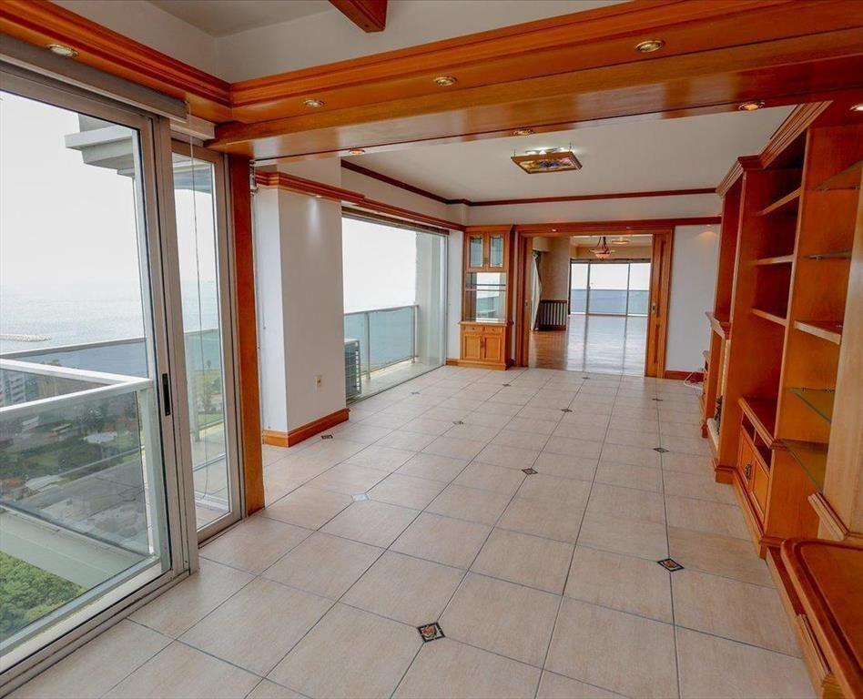VENTA APARTAMENTO GOLF. 3 DORMITORIOS Y SERVICIO
