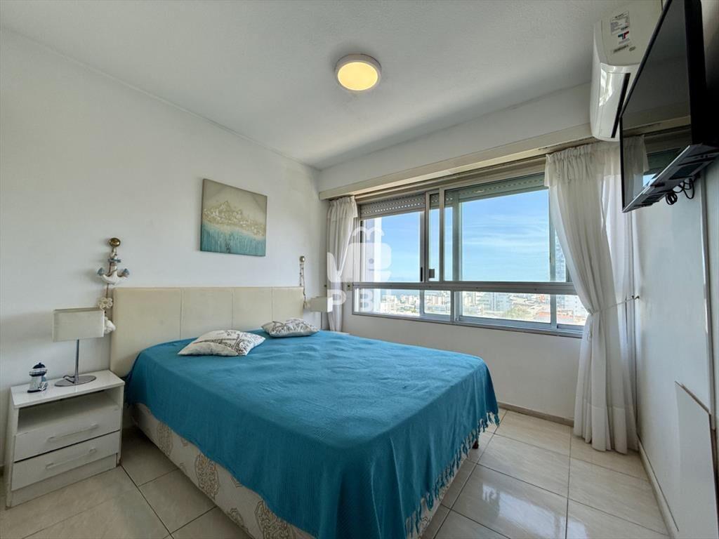 1 DORMITORIO EN PENINSULA CON SERVICIOS - VAN - :