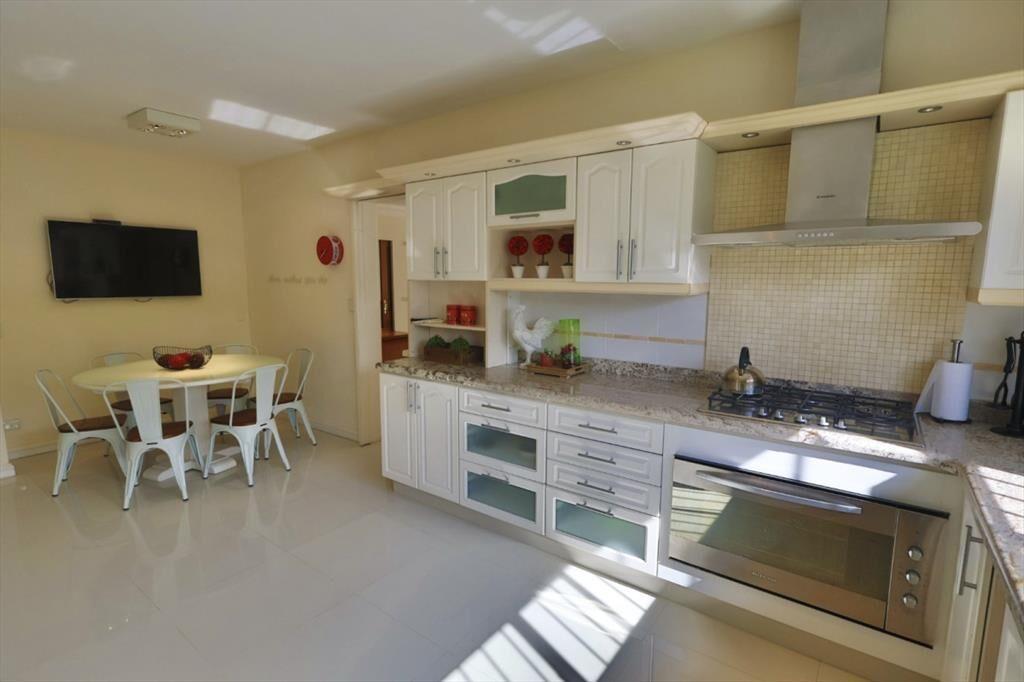 CASA EN VENTA 5 DORMITORIOS A METROS DE LA PLAYA
