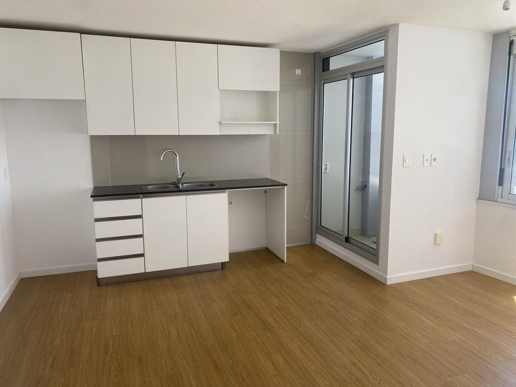 APARTAMENTO EN EXCELENTE PUNTO CON TODOS LOS SERVICIOS Y SE