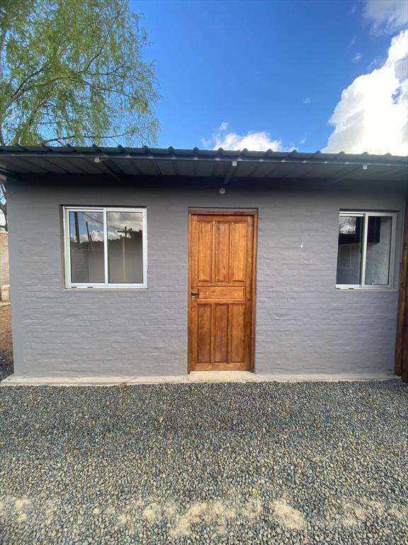 Alquilo Casa en complejor cerrado. Muy seguro a 100 metros