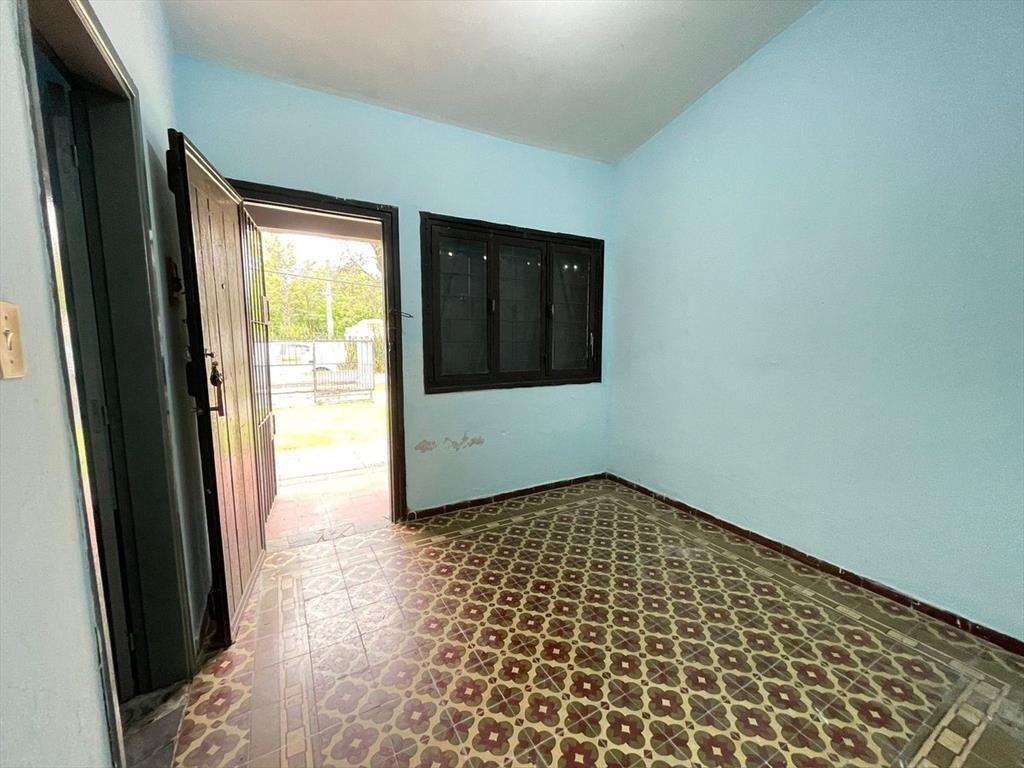 Alquiler  casa con gran terreno en Las Piedras